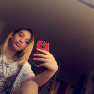 Meet your Posher, Inez